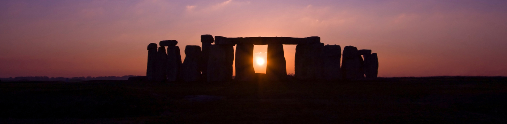 Stonehenge bei Sonnenaufgang zur Sommersonnenwende